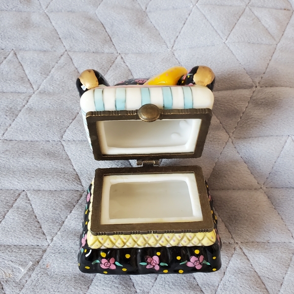 Vintage ceramic hand ring holder , Vintage Sofa hand painted abott collection - Picture 3 of 7